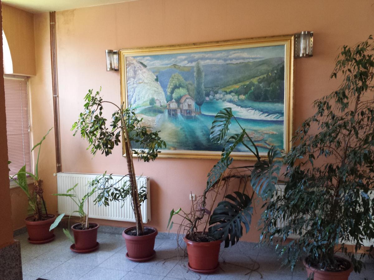 Hotel Stari Grad Ilma 보산스카 크루파 외부 사진