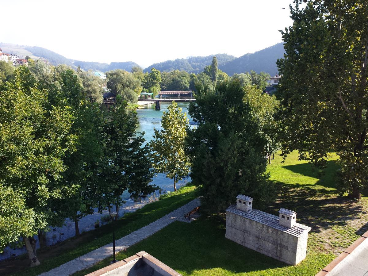 Hotel Stari Grad Ilma 보산스카 크루파 외부 사진