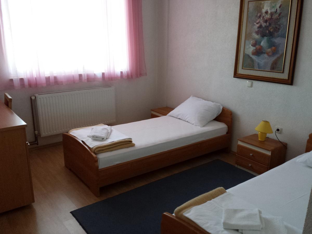 Hotel Stari Grad Ilma 보산스카 크루파 객실 사진