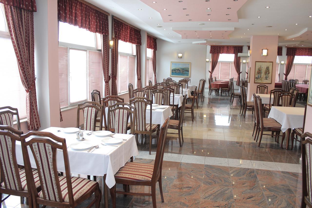Hotel Stari Grad Ilma 보산스카 크루파 외부 사진